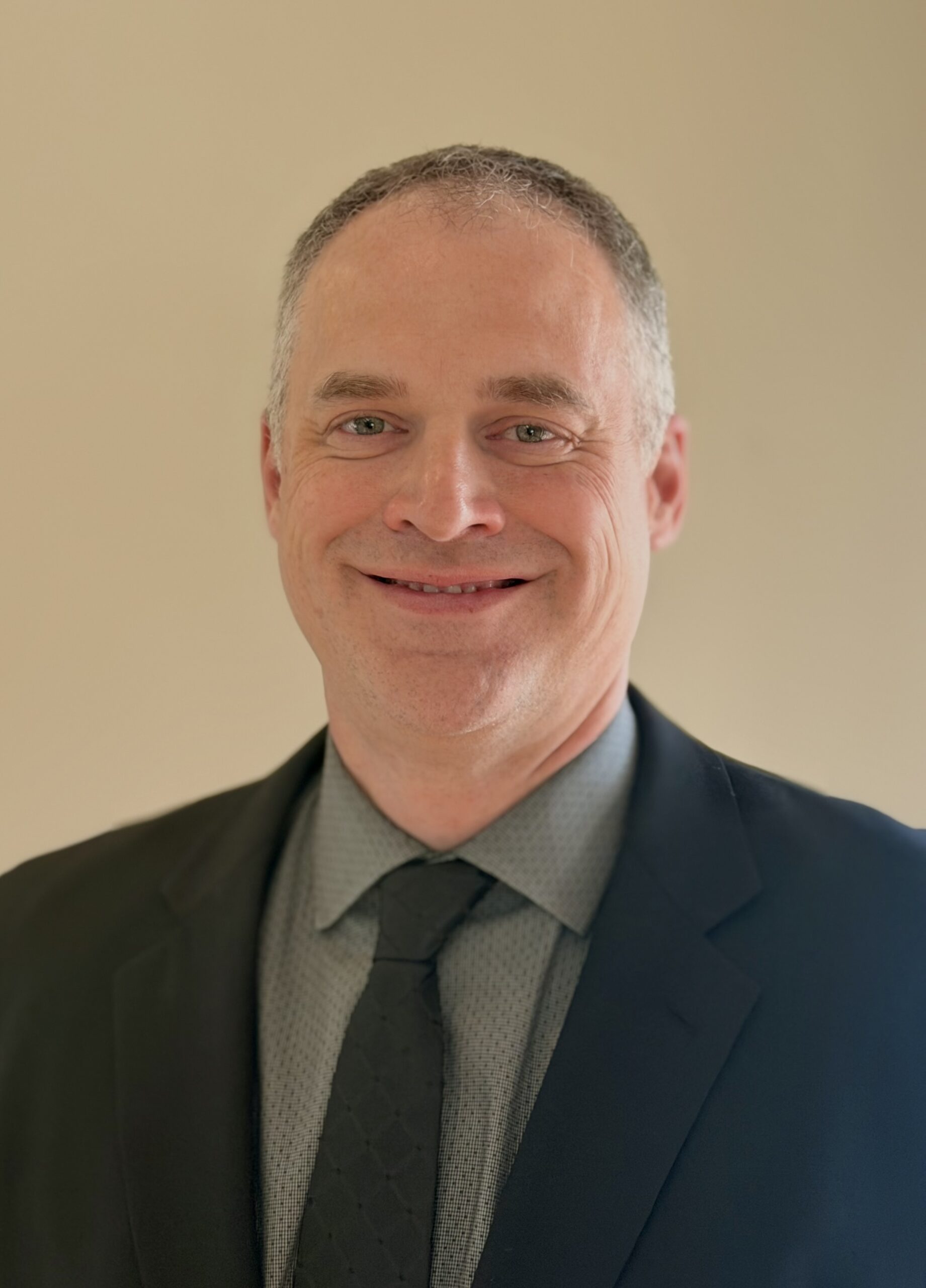 Carl Steffen Headshot